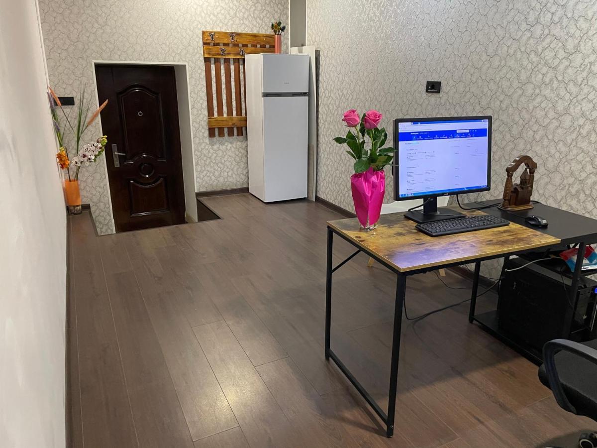 N 1 Hostel Єреван Екстер'єр фото