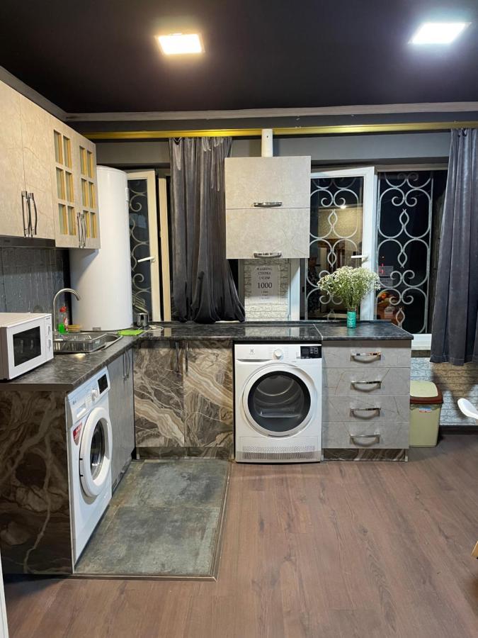 N 1 Hostel Єреван Екстер'єр фото