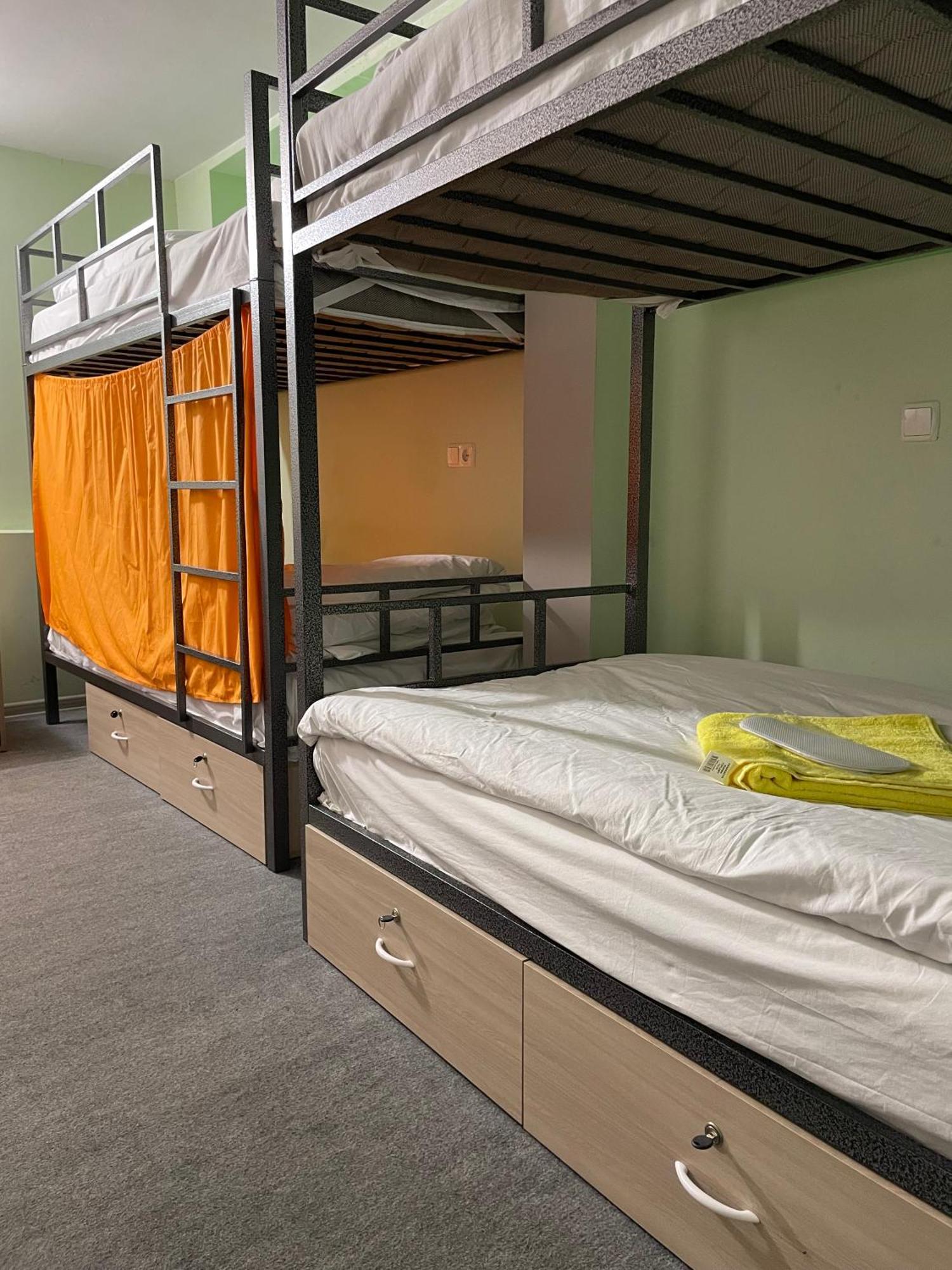 N 1 Hostel Єреван Екстер'єр фото
