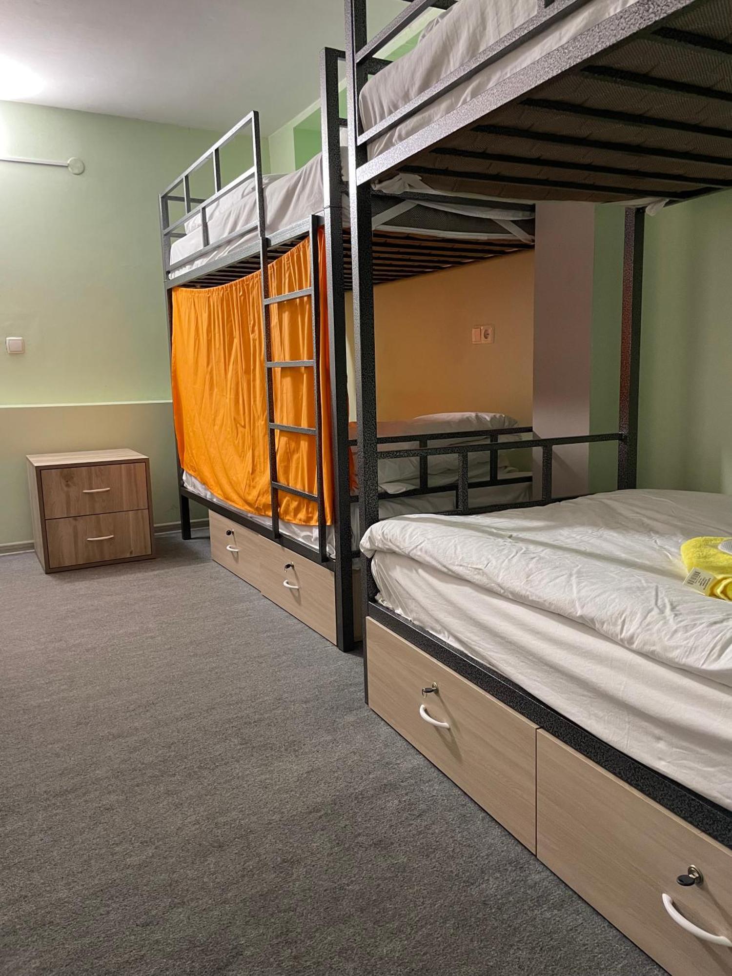N 1 Hostel Єреван Екстер'єр фото