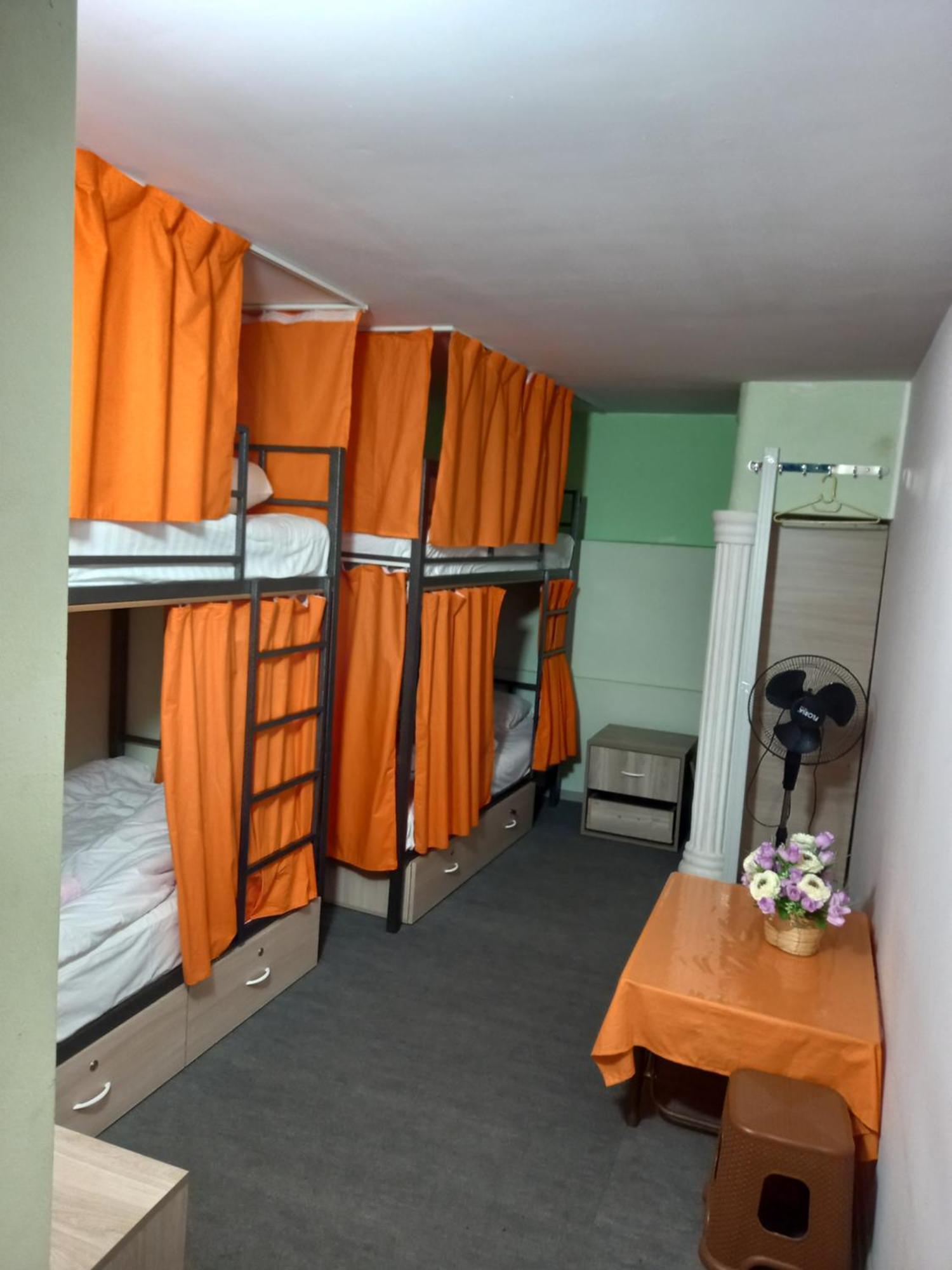 N 1 Hostel Єреван Номер фото