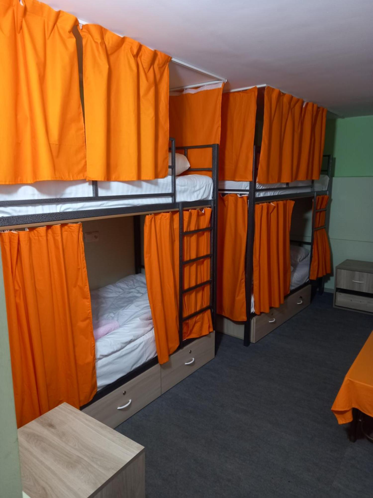 N 1 Hostel Єреван Номер фото